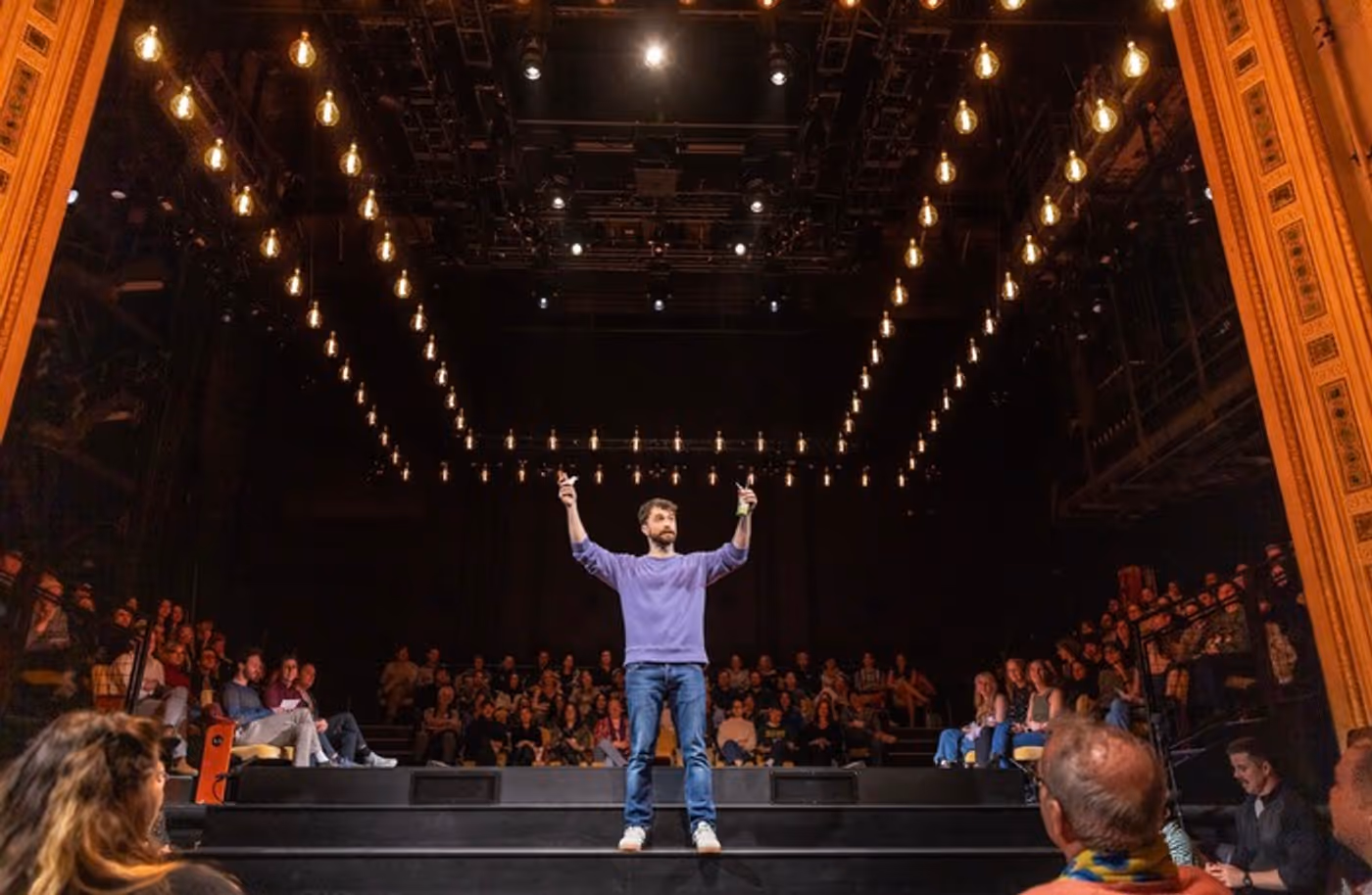 Photos: Daniel Radcliffe Returns to Broadway in EVERY BRILLIANT THING  Image